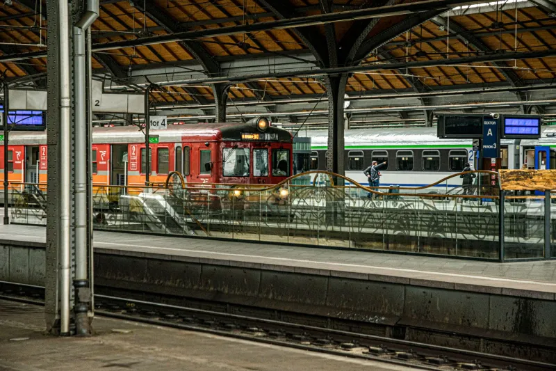 The Station That Wasn't Supposed to Exist Anymore — But Somehow Became the Busiest Stop in Town